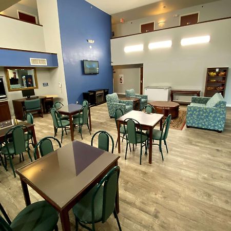 Hotel Baymont By Wyndham Swanton Extérieur photo